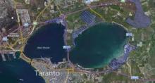 Immagine satellitare dei due seni del Mar Piccolo di Taranto