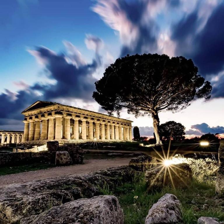 The old and extraordinary Paestum