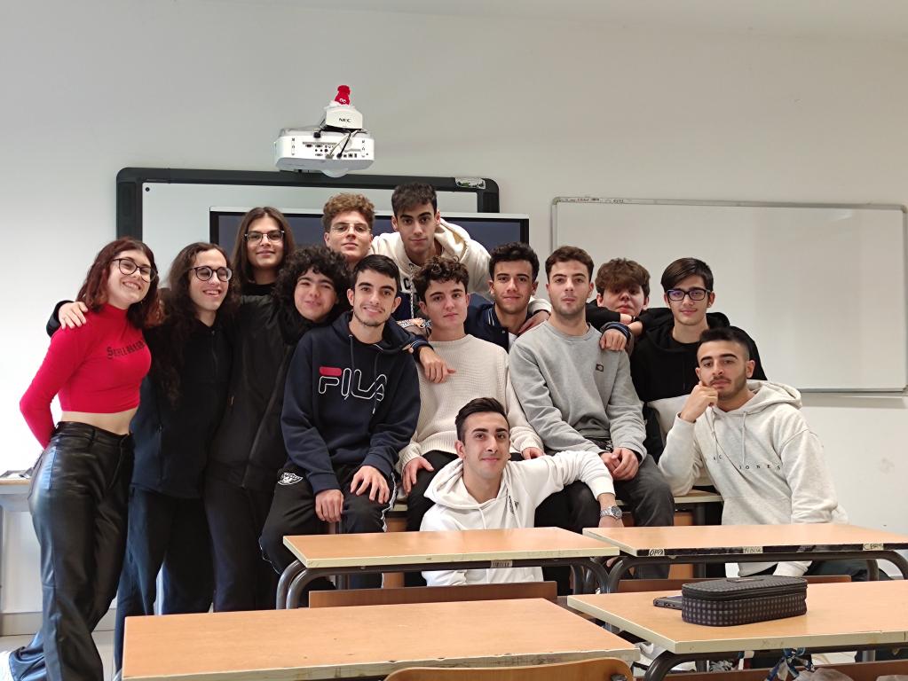 Classe 5°E ITIS Othoca GiantEye_Team