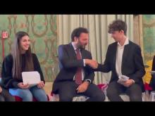 Il video inserito riassume un' intervista, sia a semplici cittadini sia al primo cittadino della città di Siracusa, il sindaco Francesco Italia, che verte sul progetto monitorato delle piste ciclabili della nostra città..                 