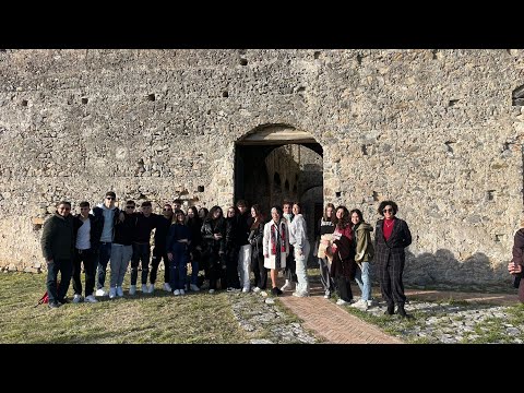 La classe 3A del Liceo Scientifico "Pietro Metastasio" di Scalea quest'anno si impegna nel progetto di monitoraggio civico, riguardante il restauro, recupero e consolidamento del complesso monumentale del Convento dei Minimi di Cirella.